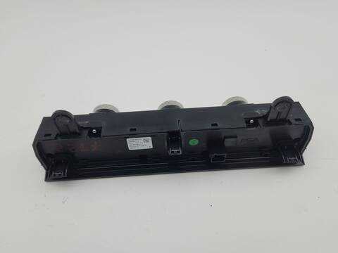 Foto 4ª: Mando Calefacción A. A. Citroen C5 1.6 PLUG-IN FEEL 150CV [5G06] (2024)