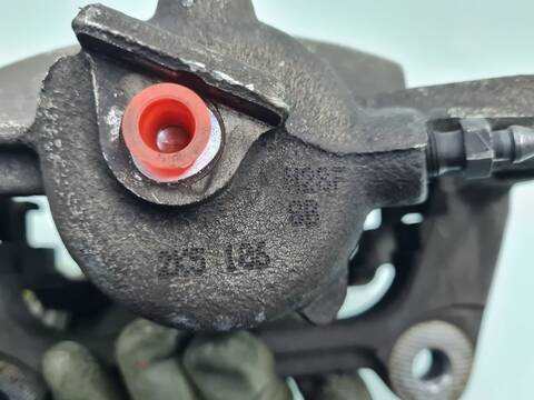 Foto 2ª: Pinza Freno Delantera Derecho Volkswagen Caddy OUTDOOR 4MOTION BMT 122CV 90KW [DFSE] (2019)