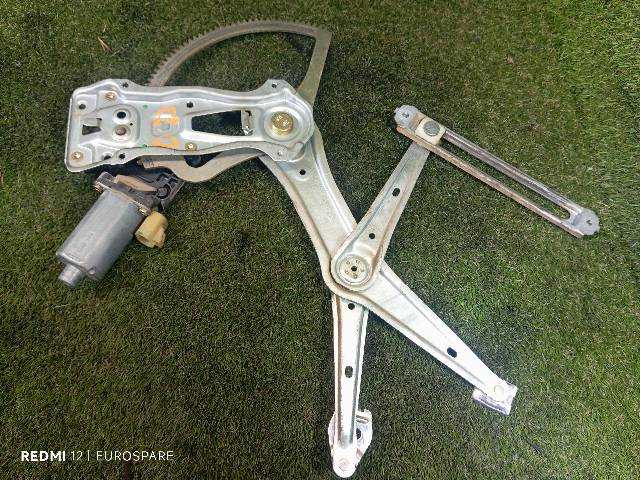 Foto 2ª: Elevalunas Eléctrico Delantero Derecho Mercedes Clase ML 270 2.7 D DCI [612963] (2000)
