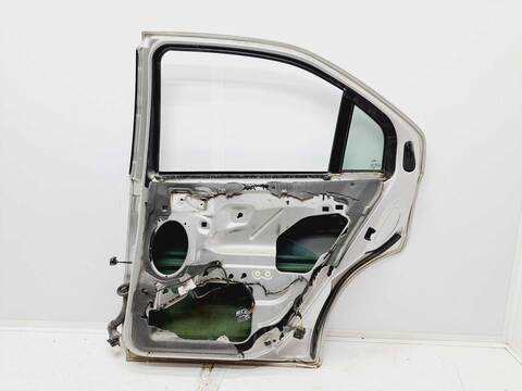Foto 2ª: Puerta Trasera Derecha Ford Mondeo 2.0 TDCI CAT BERLINA 130CV 96KW [FMBA] (2004)