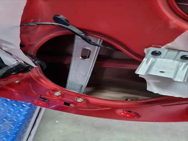 Elevalunas Manual Trasero Derecho Kia Stonic 1.0 T-GDI ECO-DYNAMICS 101CV 74KW