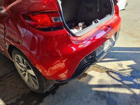 Foto 3ª: Paragolpes Trasero Renault Clio BUSINESS 90CV 66KW [K9KC6] (2015)