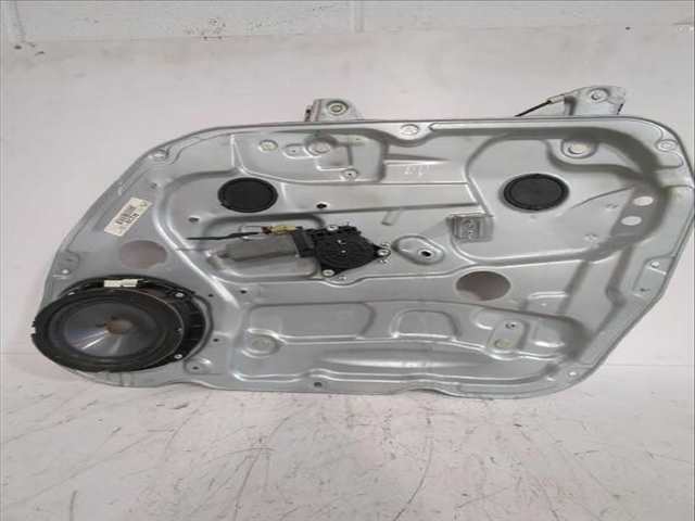 Foto 2ª: Elevalunas Eléctrico Delantero Derecho Kia Carens 2.0 CRDI 140 140CV [D4EA] (2006)