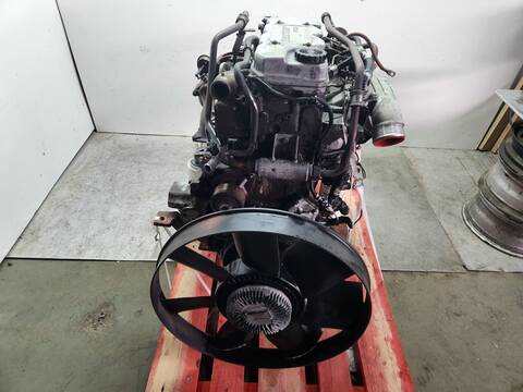 Foto 4ª: Motor Completo Iveco Eurocargo CHASIS MODELO 80 EL 15) TRAFICO URBANO 150CV 110KW [F4AE0481C] (2003)