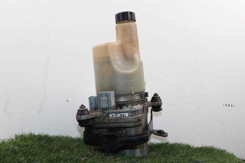 Foto 3ª: Bomba de Direccion Volvo S60 2 4 LTR. - 125 KW CAT 2000 170CV
