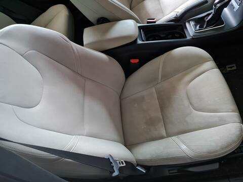 Foto 2ª: Asientos Traseros Volvo V40 MOMENTUM 114CV 84KW [D4162T] (2015)
