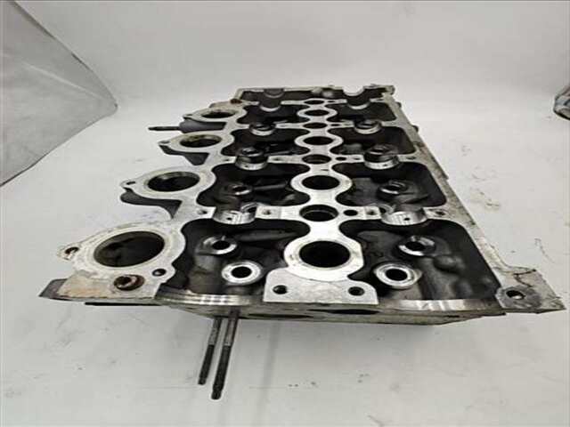 Foto 3ª: Culata Ford Kuga TITANIUM 4X2 [UFDA]