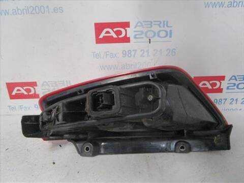 Foto 2ª: Piloto Trasero Izquierdo Fiat Punto 1.3 D MULTIJET 75CV 55KW [199 A2.000] (2005)