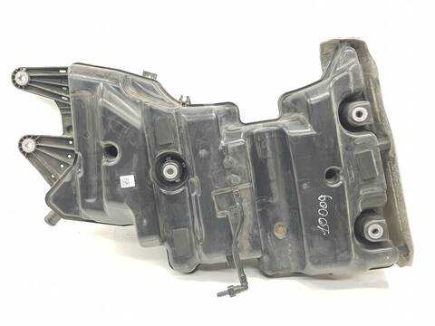 Deposito AdBlue Mercedes Vito 110-114-116-119-124 CDI RWD KOMPAKT 447.701)