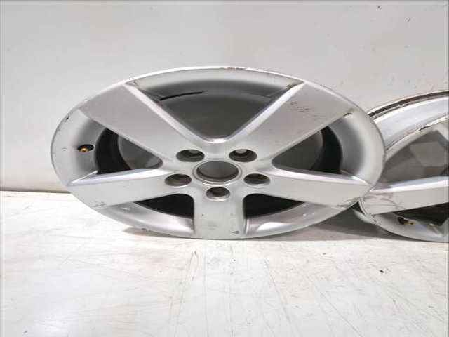 Foto 2ª: Juego LLantas Volkswagen Golf 2.0 TDI 140CV 103KW [BMM] (2007)
