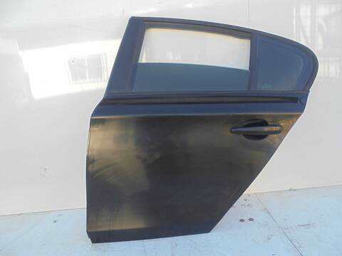 Puerta Trasera Izquierda Bmw Serie 1 114 2.0 16V BERLINA 143CV 105KW