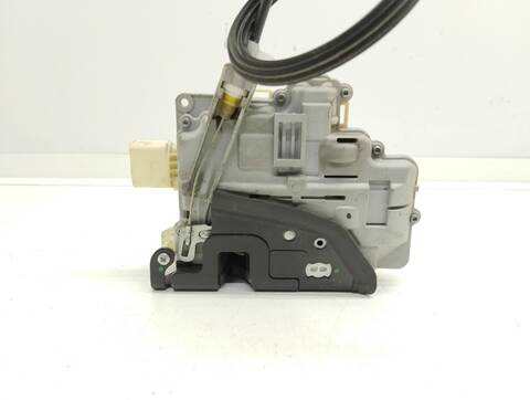 Foto 2ª: Cerradura Puerta Delantera Izquierda Volkswagen Passat 2.0 TDI BERLINA 140CV 103KW [CBA] (2009)
