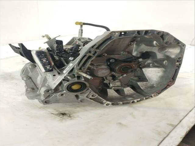 Foto 1ª: Caja Cambios Dacia Logan AMBIANCE 86CV 63KW [K9K796] (2008)