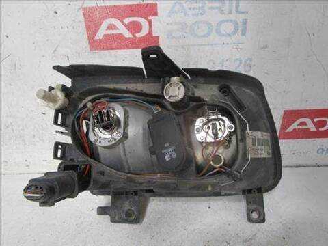 Foto 2ª: Faro Izquierdo Volkswagen Polo 1.9 TRENDLINE BERLINA 64CV 47KW [AGD] (2000)