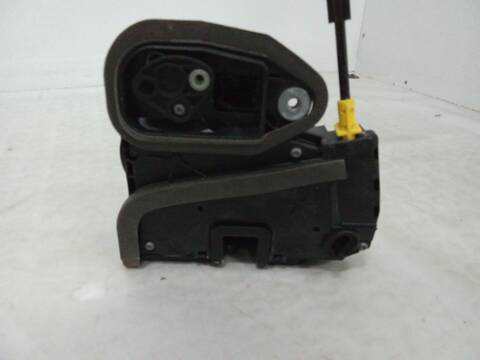 Foto 3ª: Cerradura Puerta Trasera Derecha Opel Astra 1.2 TURBO 68) 110CV 81KW [F 12 SHL] (2021)