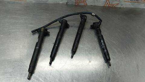 Foto 1ª: Inyectores Mercedes Sprinter 310/313/316 CDI 906.131/132/133/135) 129CV 95KW CAJA ABIERTA [651955] (2011)