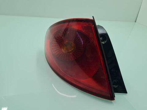 Foto 1ª: Piloto Trasero Izquierdo Seat Toledo 1.9 TDI 105CV 77KW [BJB] (2004)
