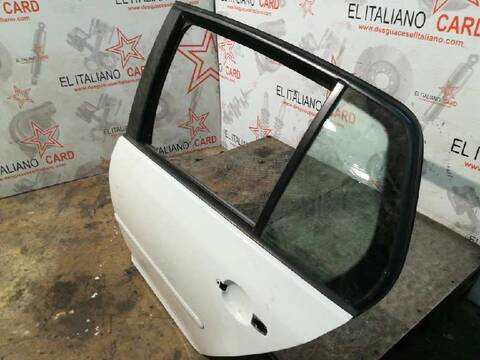 Foto 3ª: Puerta Trasera Izquierda Volkswagen Golf SPORTLINE BERLINA 140CV 103KW [BKD] (2006)