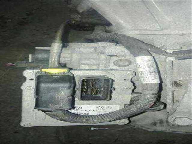 Foto 3ª: Caja Cambios Peugeot 3008 BUSINESS-LINE 112CV 82KW [9HD] (2014)