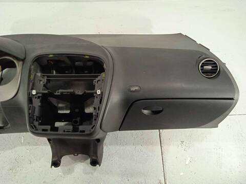 Foto 3ª: Salpicadero Seat Toledo 2.0 TDI 140CV 103KW (2005)