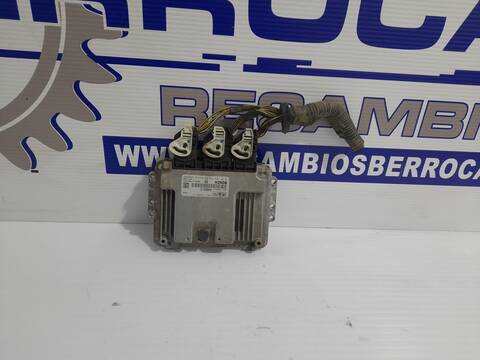 Foto 1ª: Centralita Motor ECU Mazda 3 1.6 CD DIESEL CAT BERLINA 109CV 80KW [Y601] (2005)