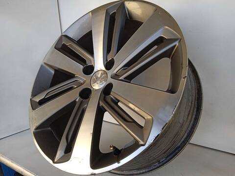 Foto 2ª: LLanta Aleacion Peugeot 3008 88CV 88KW [BH01] (2015)