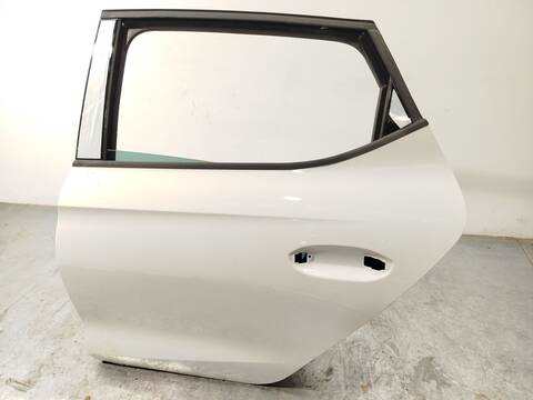 Foto 3ª: Puerta Trasera Izquierda Seat Leon 2.0 TDI 116CV 85KW [DXRC] (2024)
