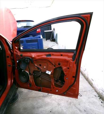 Foto 2ª: Puerta Delantera Derecha Ford Focus 1.6 G 2011-2014 [IQDB] (2011)