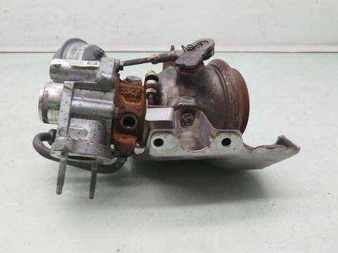 Foto 3ª: Turbocompresor Peugeot 2008 1.2 THP 110 - PURETECH 110 110CV 81KW [HNZ (EB2DT)] (2015)