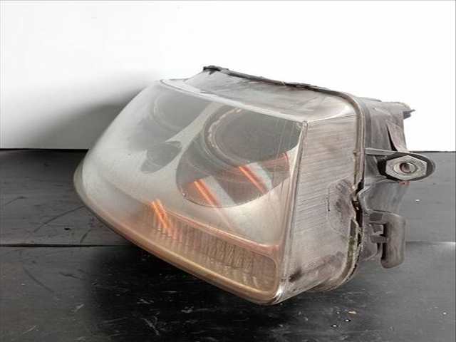 Foto 2ª: Faro Derecho Volkswagen Phaeton V6 4MOTION 4 ASIENTOS) 241CV (2002)
