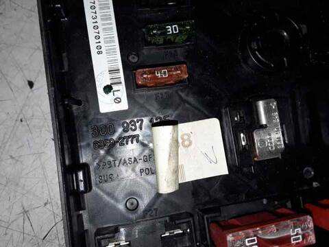 Foto 2ª: Caja Reles Fusibles Volkswagen Passat 2.0 TDI 140CV