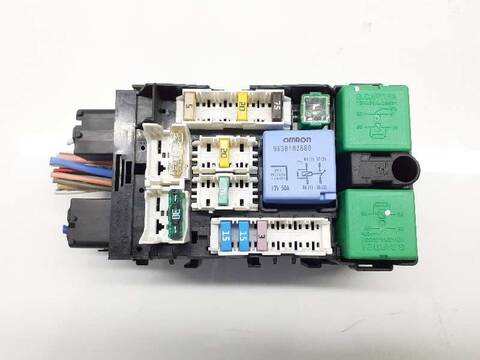Foto 2ª: Caja Reles Fusibles Peugeot 508 ACTIVE 163CV 120KW [RHH] (2012)