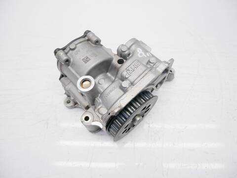 Foto 2ª: Bomba de Aceite Skoda Octavia 110 CV 81KW [CRKB CRK] (2014)