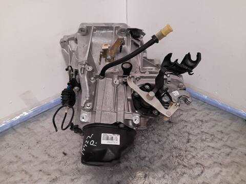 Foto 3ª: Caja Cambios Renault Clio BUSINESS 72CV 53KW [B4DG409] (2020)