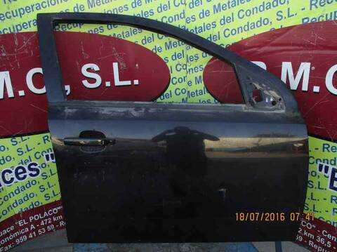 Foto 1ª: Puerta Delantera Derecha Opel Astra 1.7 16V CDTI BERLINA 101CV 74KW [Z17DTH] (2004)