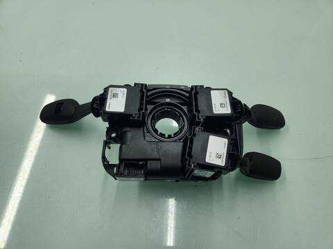 Foto 2ª: Mando Multifuncion Bmw Serie 1 114 118D BERLINA 143CV 105KW [N47D20C] (2008)