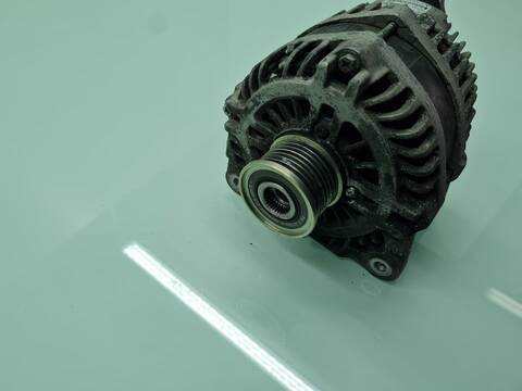 Foto 2ª: Alternador Mercedes Vito 109/111 CDI LANG 447.601) 114CV 84KW [R9M502] (2016)