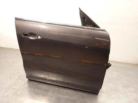 Foto 2ª: Puerta Delantera Derecha Maserati Levante 3.0 D Q4 275CV 202KW [M 16164 D] (2017)