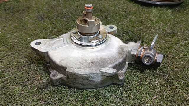 Foto 4ª: Depresor Freno Bomba Vacio Toyota Land Cruiser 2.8 D-4D GRJ150 [1GDFTV] (2021)