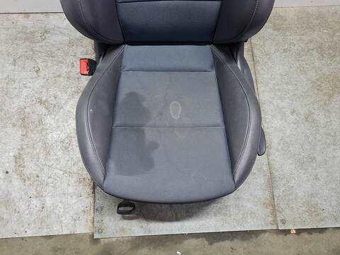 Foto 4ª: Asiento Delantero Izquierdo Seat Ibiza STYLE CONNECT 90CV 66KW [CJZC] (2017)