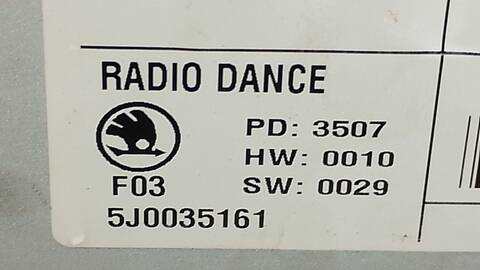 Foto 4ª: Sistema Audio Radio CD Skoda Fabia URBAN 69CV 51KW (2007)