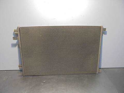 Foto 3ª: Radiador Calefaccion A.A. Renault Megane CONFORT AUTHENTIQUE BERLINA 135CV 99KW II BERLINA 5P [F4R Z7] (2003)