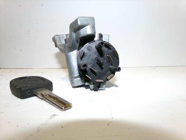 Foto 4ª: Antirrobo Audi A4 1.8 G 1994-2000 [ADR] (1997)