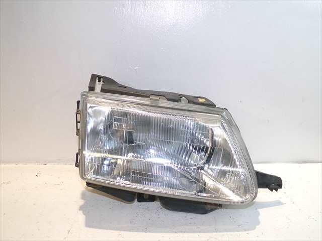 Faro Derecho Citroen Saxo 1.4 G 1996-1999