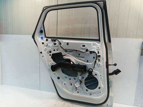 Foto 3ª: Puerta Trasera Izquierda Peugeot 308 131 CV 96KW [YHZ DV5R YH01] (2023)