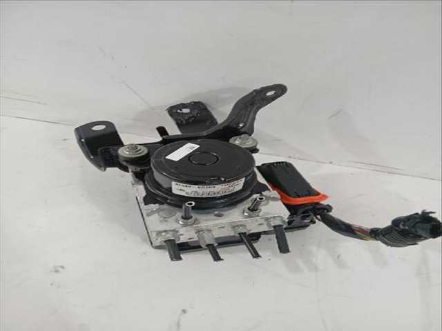 Foto 2ª: Abs Toyota Yaris ACTIVE 112CV [2NRFKE] (2017)