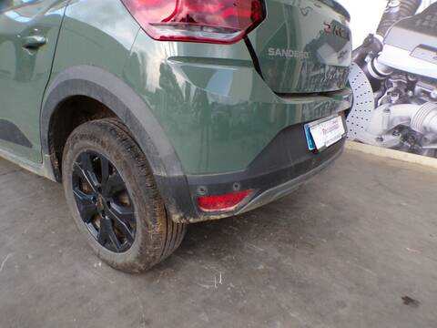Foto 2ª: Paragolpes Trasero Dacia Sandero H4DF4 (2024)