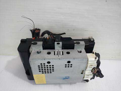 Foto 2ª: Caja Reles Fusibles Chrysler Voyager 2.5 TD FAMILY 116CV [425CLIRSX] (1995)