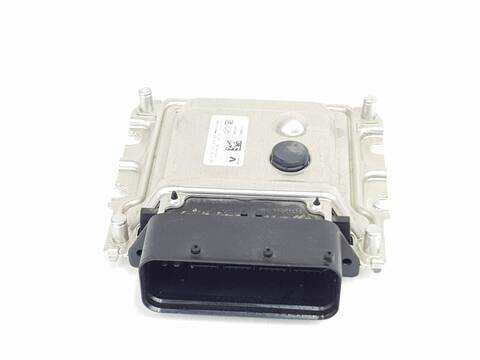 Centralita Motor ECU Renault Master L4H2 HKA 45T