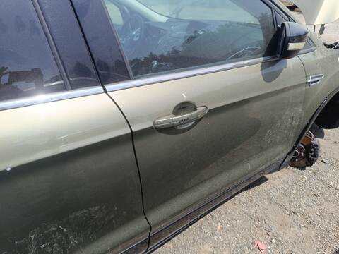 Puerta Delantera Derecha Ford Kuga TITANIUM 140CV 103KW